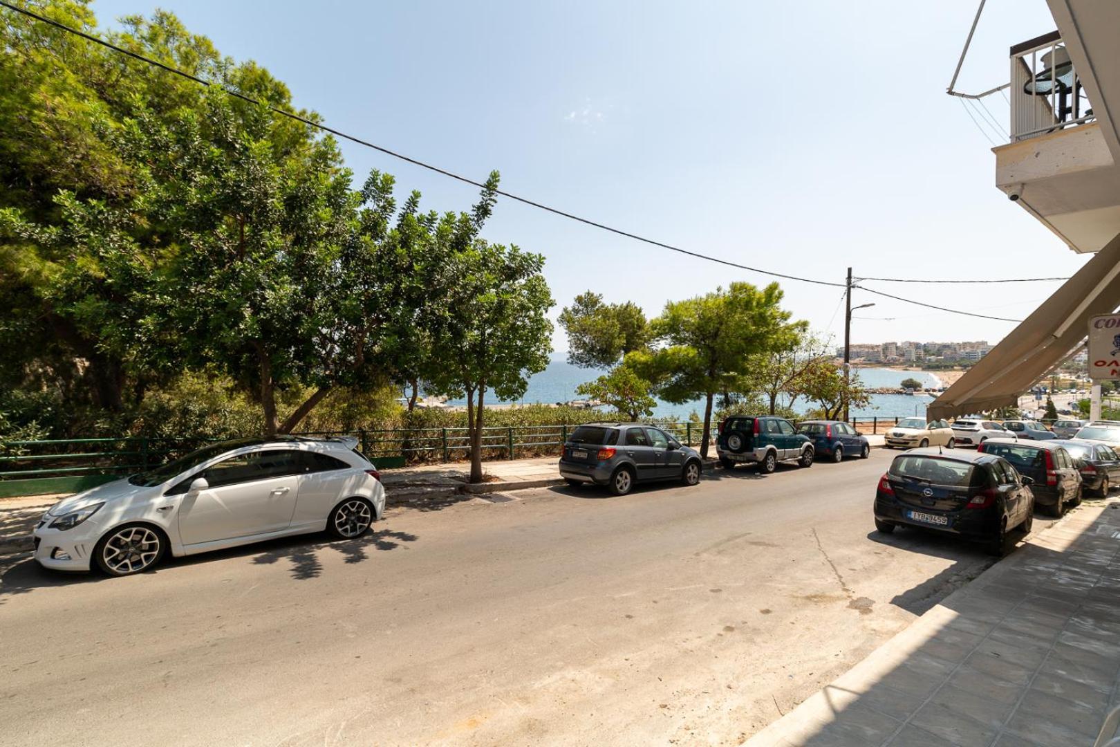 Caldera Close To The Port, Airport & Athens Рафіна Екстер'єр фото